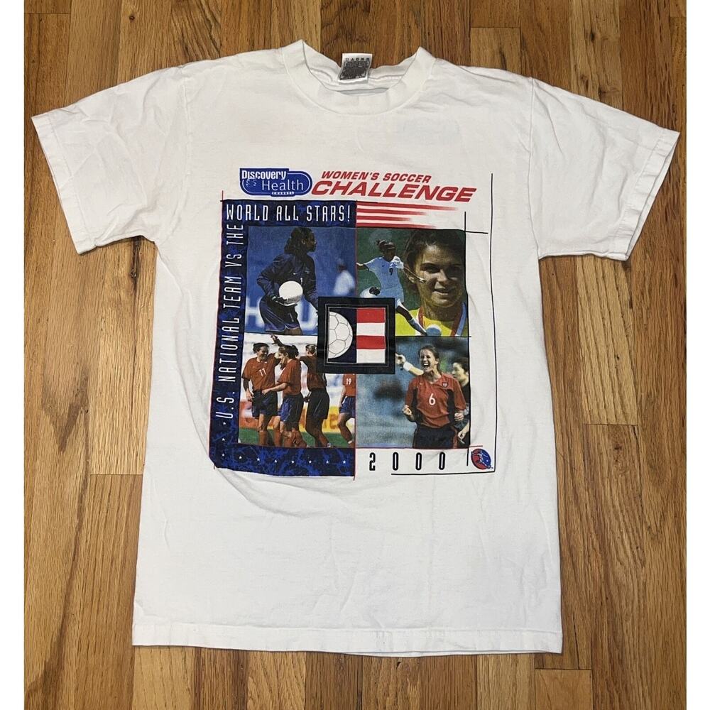 Vintage 2000 Discovery Health Women's Soccer Graphic Tee Size Small Chastain